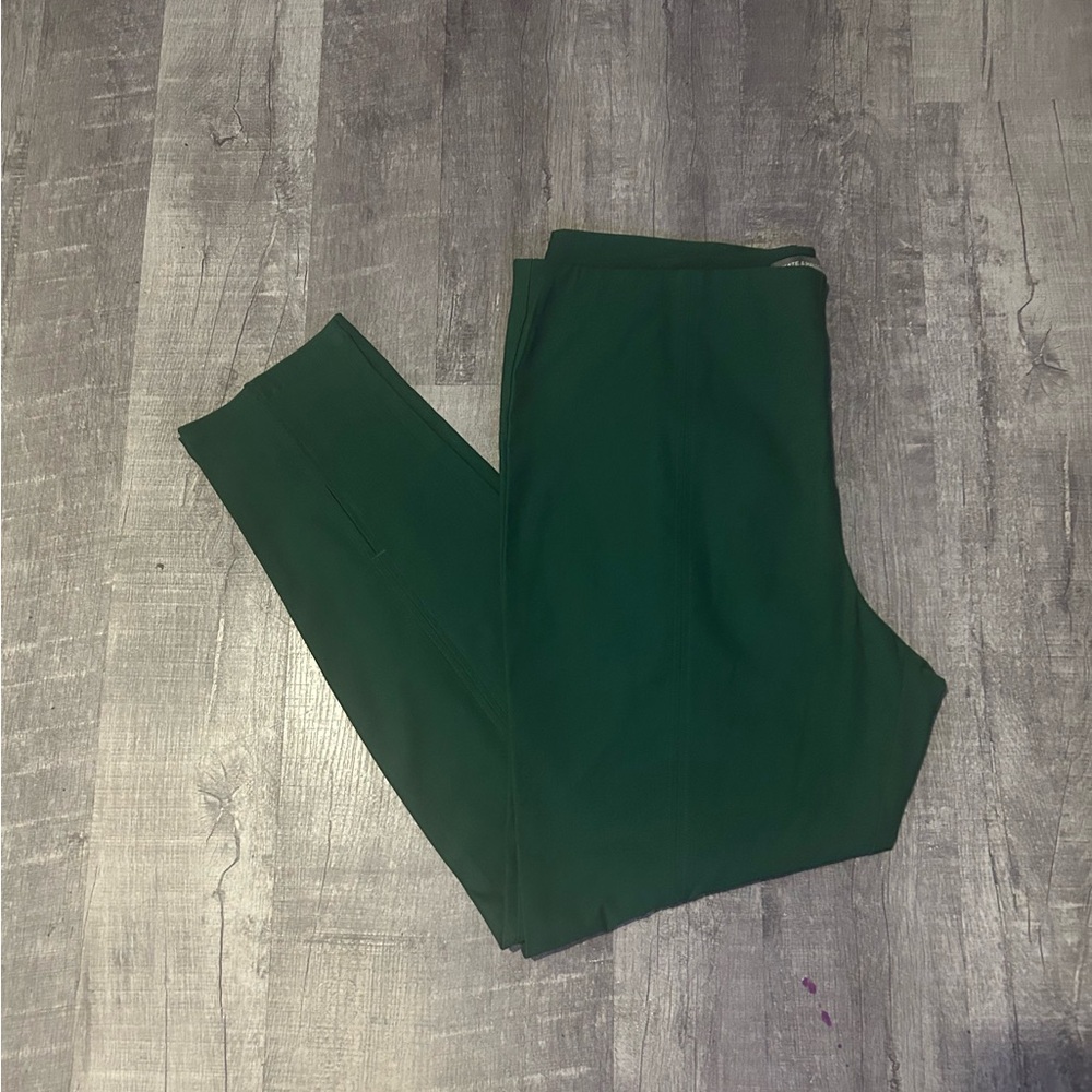 Kate & Mallory Women's Deep Green Trousers